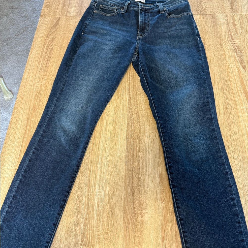 Lucky Brand Women's Dark Blue Straight Leg Jeans NWOT